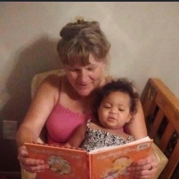 Meet your Posher, Danette - Picture 1 of 1